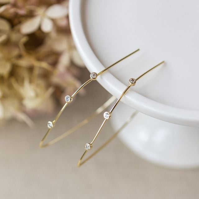 Sparkling Arc Earring - Glee