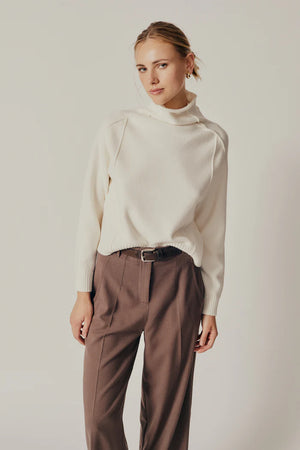 Monarda Turtleneck Sweater - Deluc