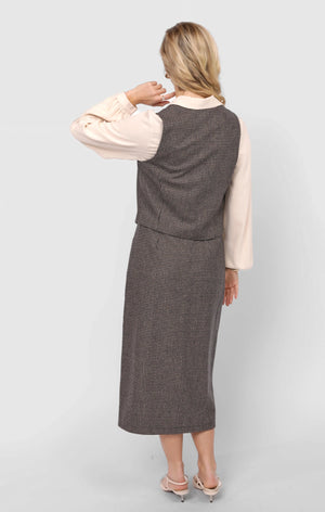Outta Here Houndstooth Vest - Sadie & Sage