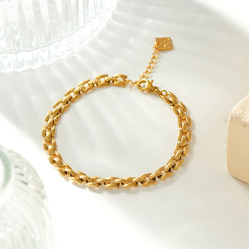 Provinia Bracelet - Hackney Nine