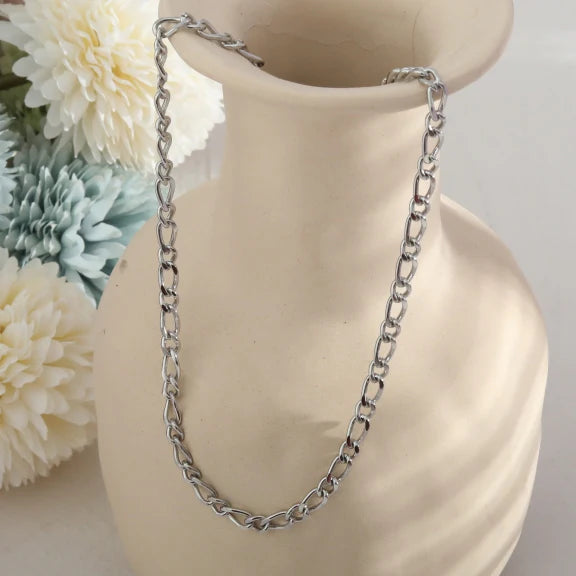 Arwen 18" Chain Necklace - Hackney Nine