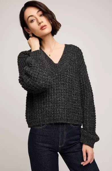 Willow V-Neck Sweater - Gentle Fawn