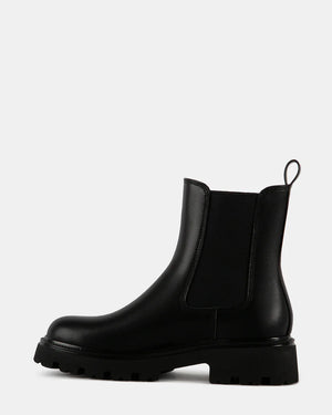 Backstrt - Steve Madden