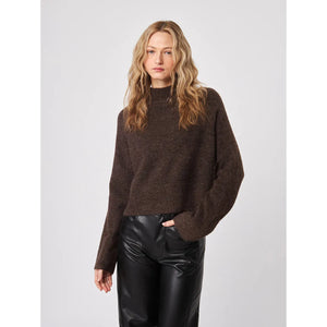 Oliver Sweater - John + Jenn