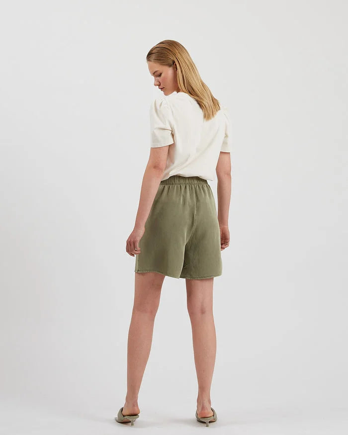 Acazio Short - Minimum