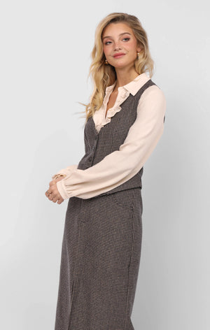 Outta Here Houndstooth Vest - Sadie & Sage