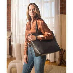 Kynlee Tote - Brave