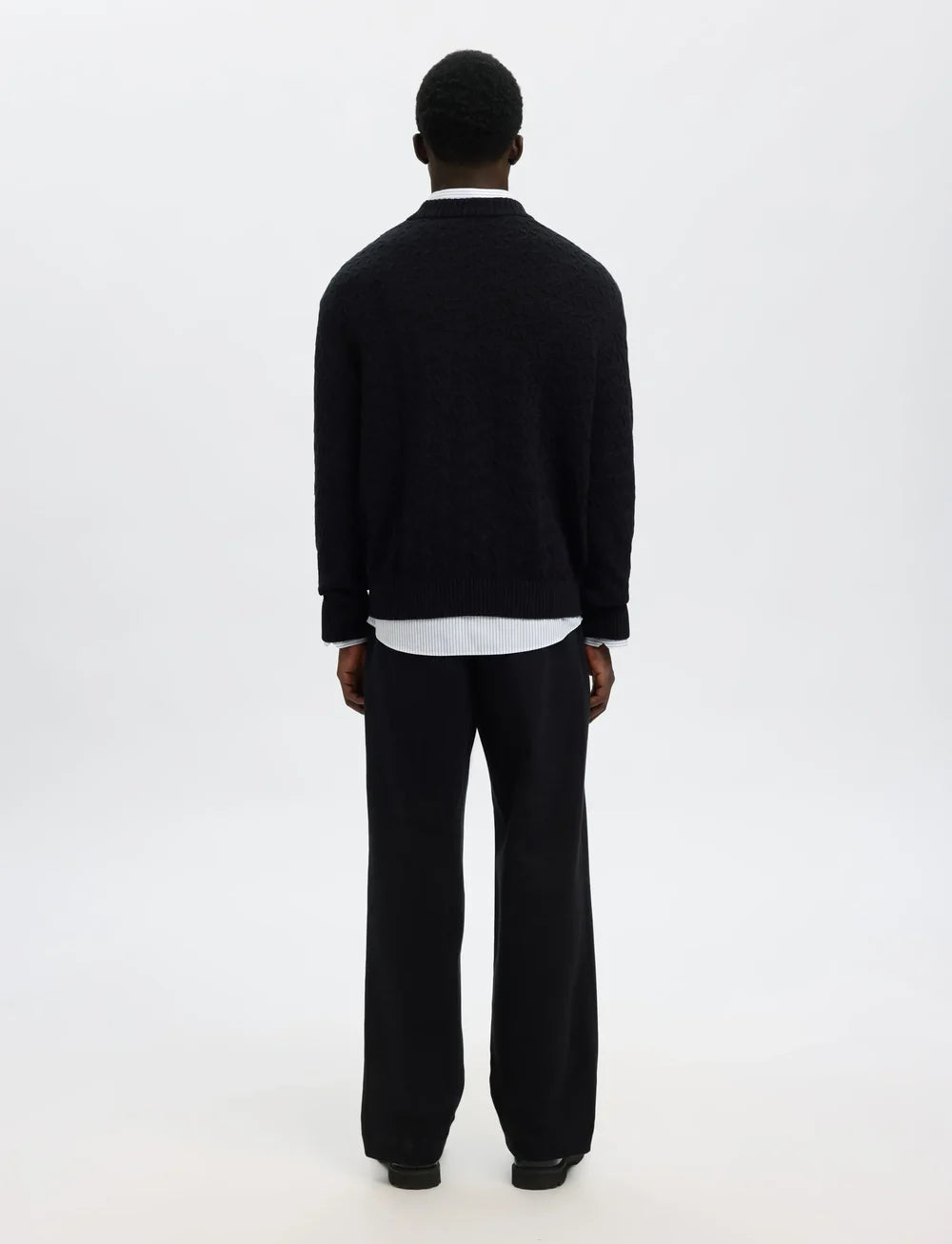 Philip LS Knit Relaxed Crew Neck - Selected
