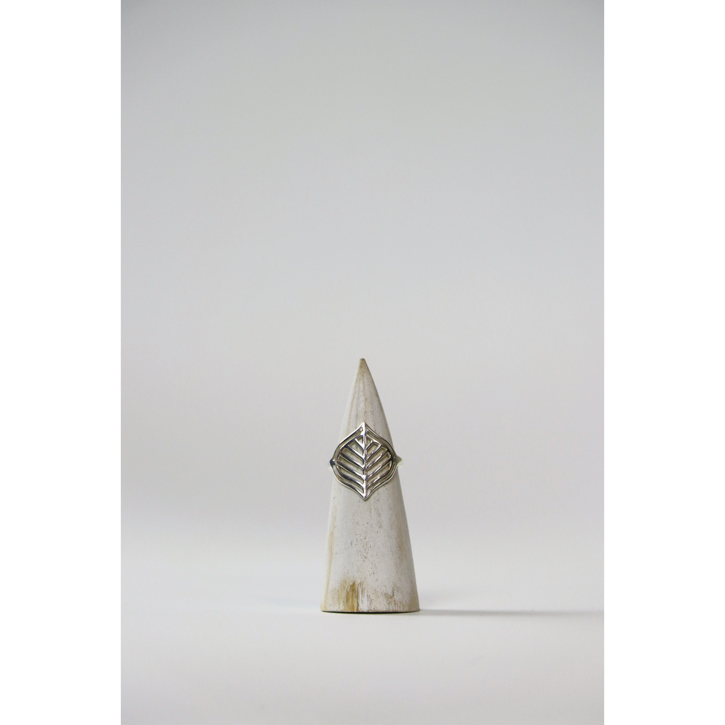 Falling Leaf Ring - Freedom - Wall Street Clothing