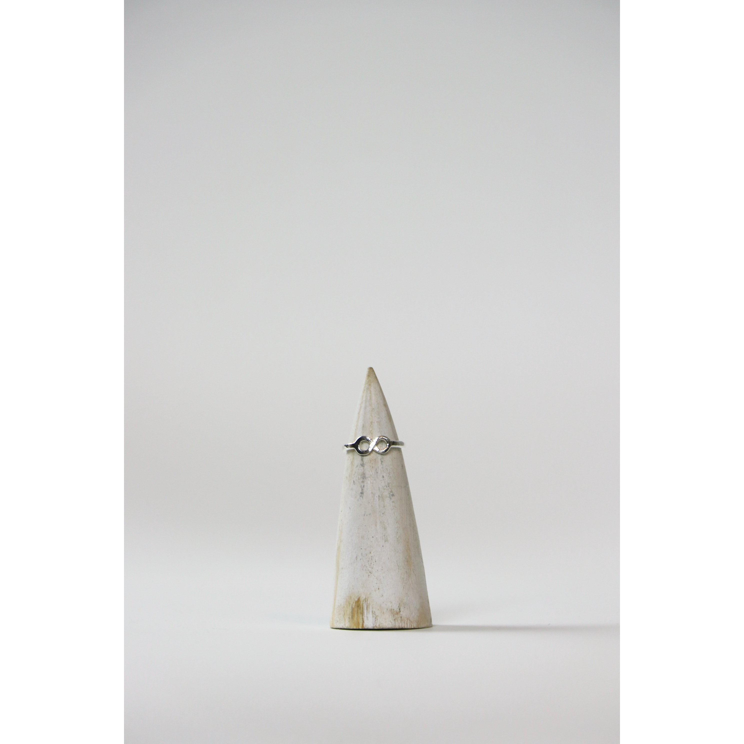 Figure 8 Toe Ring - Freedom - Wall Street Clothing
